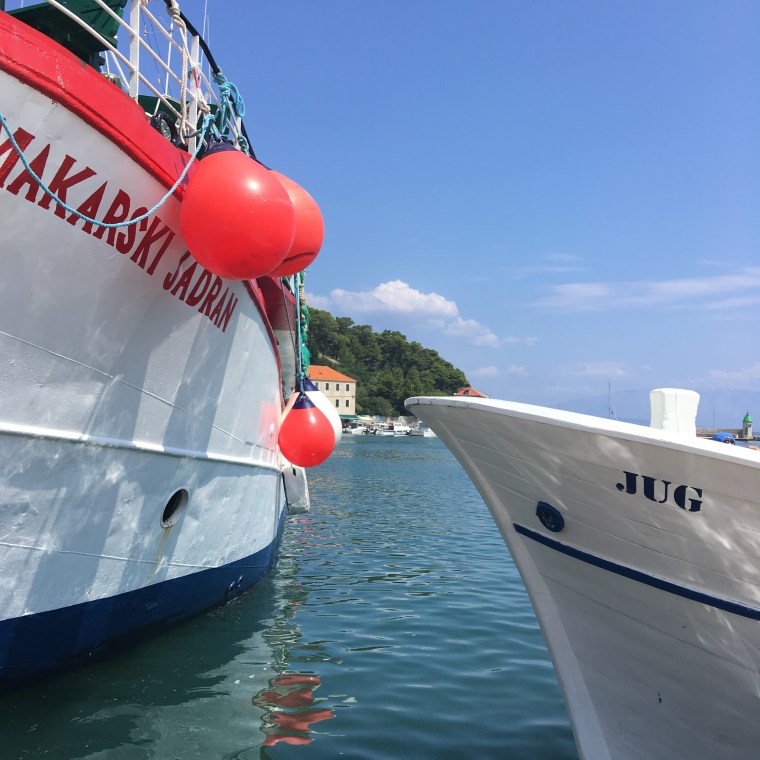 16F378AA-3E62-48BC-ABE7-18049661FA76