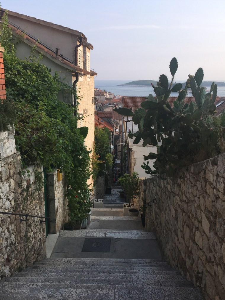 4BC3E61A-4545-492B-A7FA-065D422E31C4