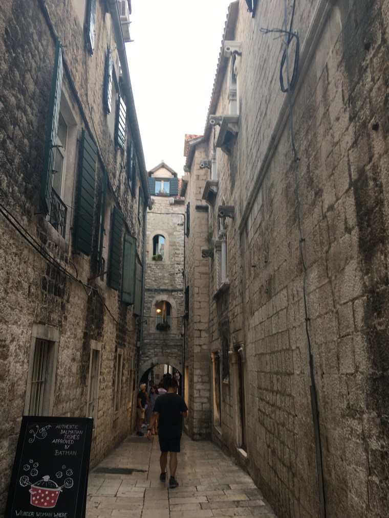 DD748F3B-4938-45C3-B50A-60C37F1912F4